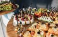 Как накормить всех на корпоративе: секреты незабываемого меню