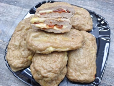 Нежные куриные конвертики с сыром и томатами для лёгкого ужина