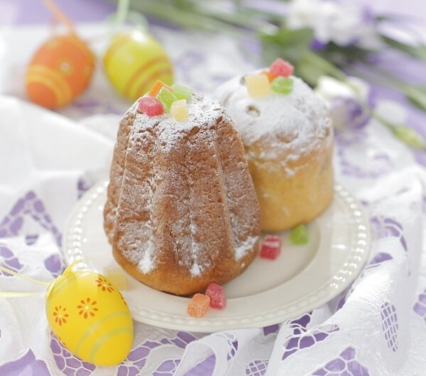 Солнечный кулич с шафраном: яркие нотки на праздничном столе