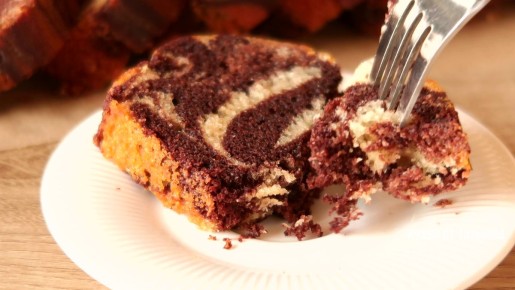 Мраморный постный кекс: вкусное угощение без яиц и молока