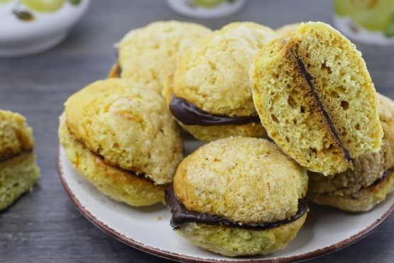 Печенье на кефире с лимоном и шоколадом: просто и вкусно