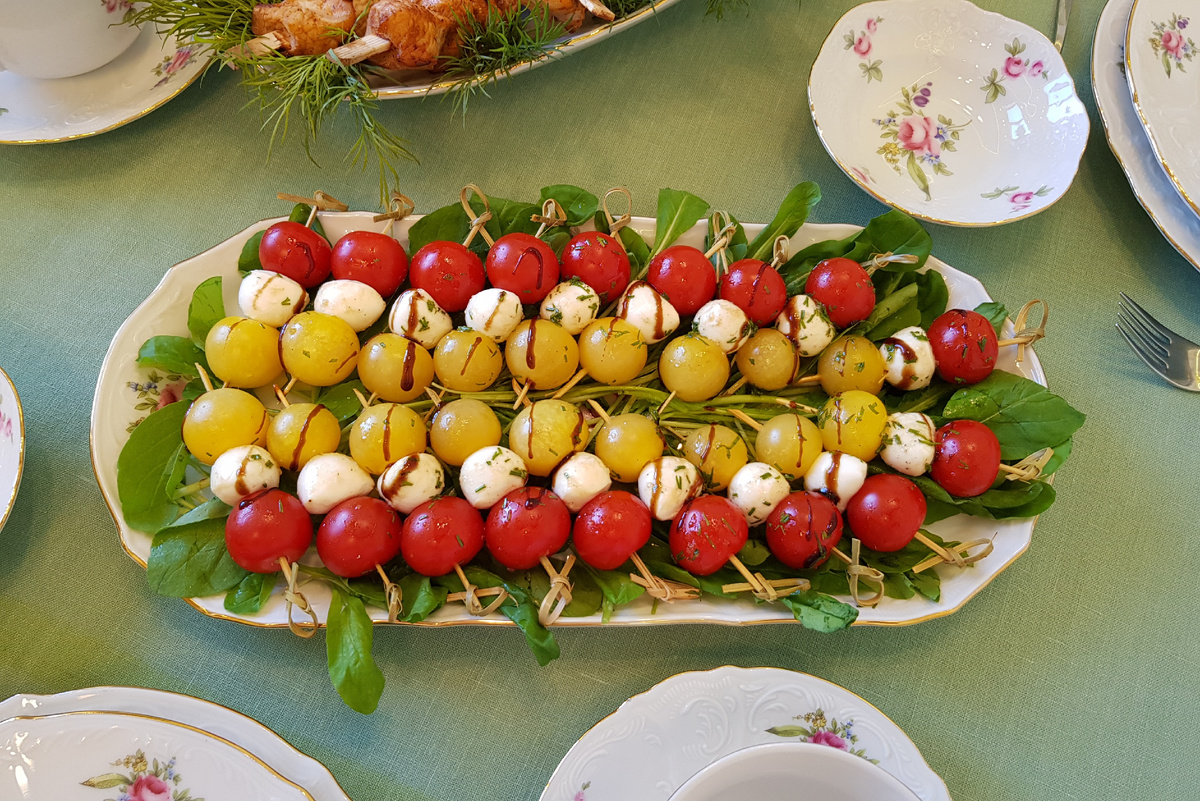Канапе с острова Капри: изысканное угощение для вашего стола