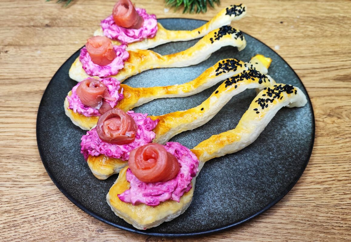 Съедобные ложечки с начинкой: праздничная закуска для любого случая