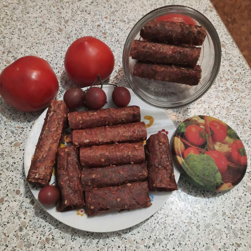 Томатная пастила с чесноком — уверенно в фаворе среди закусок