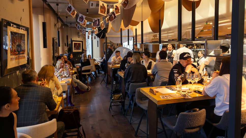 Ресторан «Мона» закрыт на 20 суток за антисанитарные условия