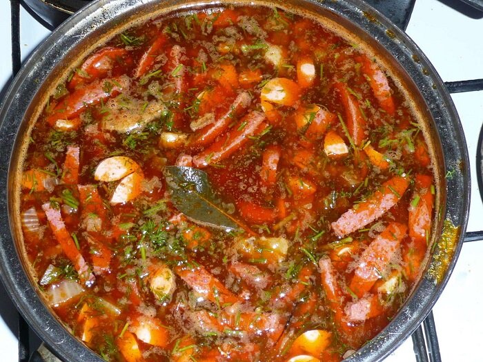 Солянка по рецепту шефа: как приготовить это блюдо всего за 80 рублей