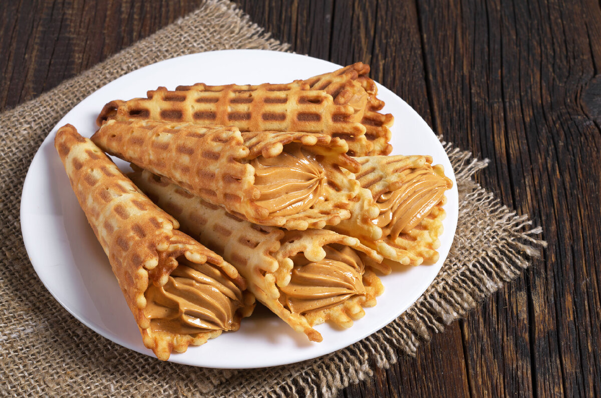 Неповторимые вафельные трубочки со сгущенкой