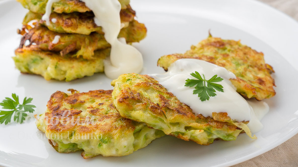 Кабачковые оладьи с творогом: идеальное блюдо для всей семьи