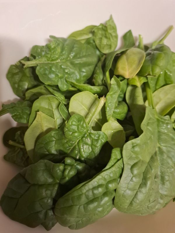 Как приготовить улитку со шпинатом и фетой: простой рецепт