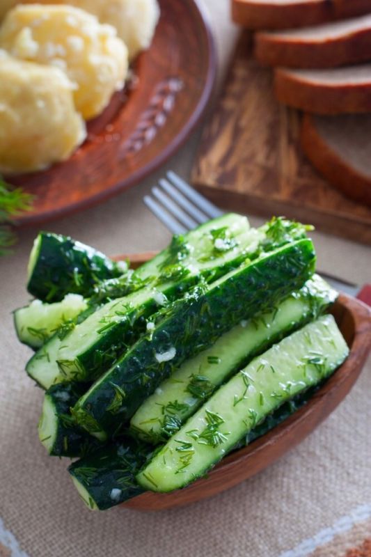 Идеальные малосольные огурчики за несколько минут