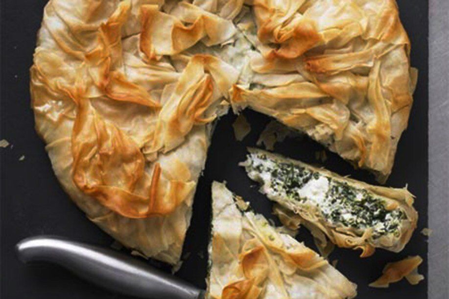 Изысканный пирог с яйцом и шпинатом