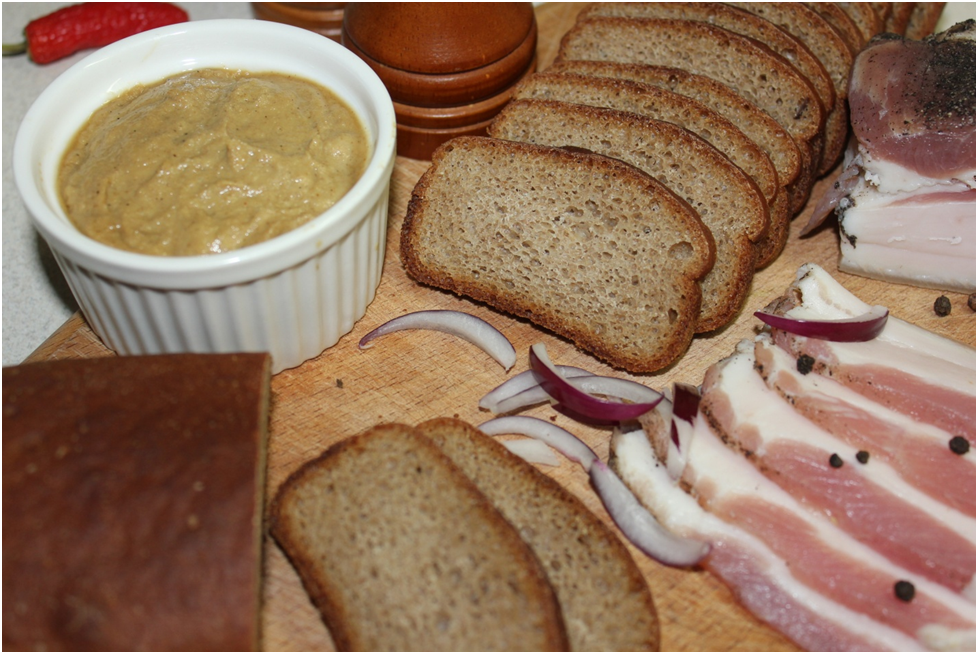 Как приготовить домашнюю горчицу