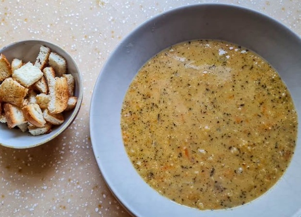 Турецкий чечевичный суп-пюре: нежный вкус с паприкой и мятой