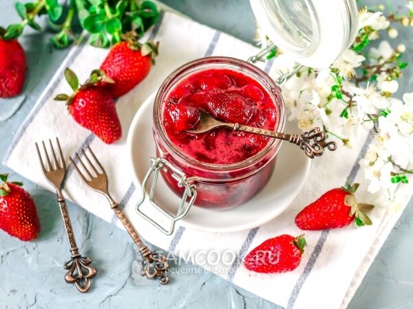 Заготовьте клубнику на зиму: 7 оригинальных способов