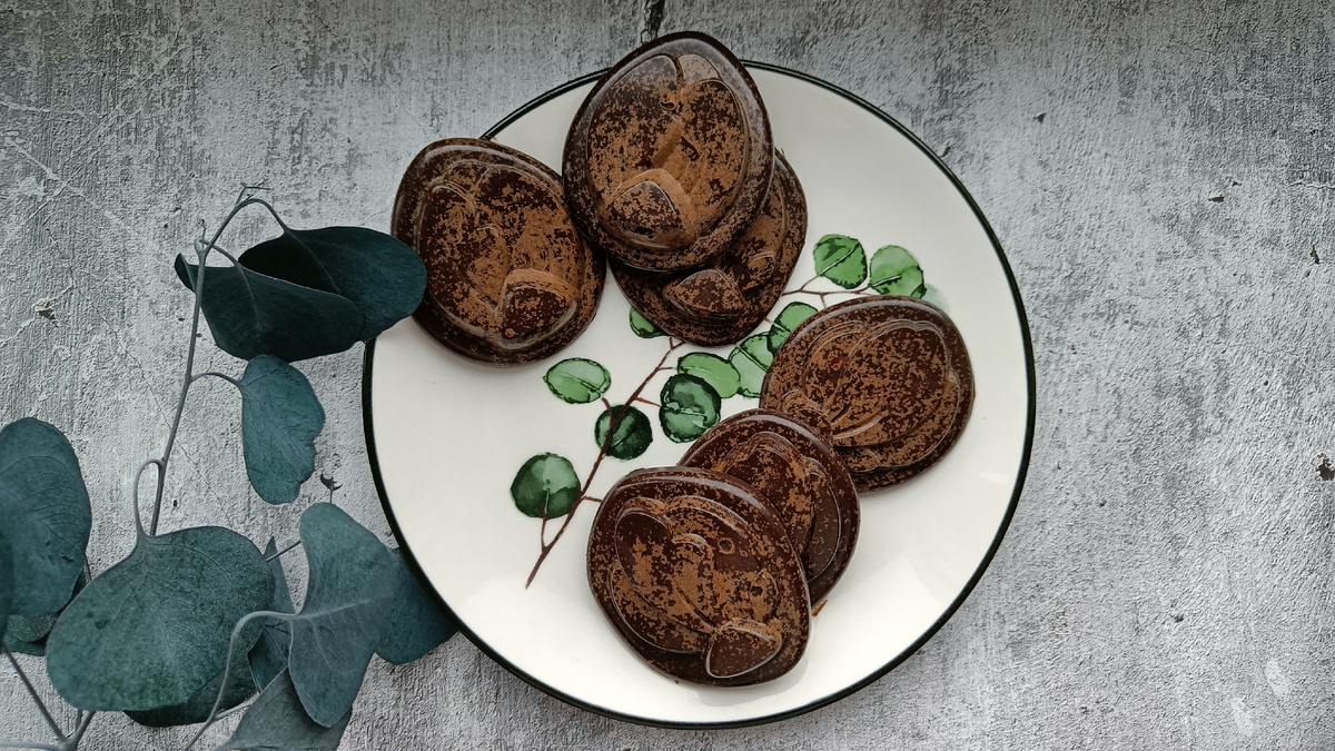 Как приготовить нежный мраморный шоколад из кэроба с кокосом и курагой