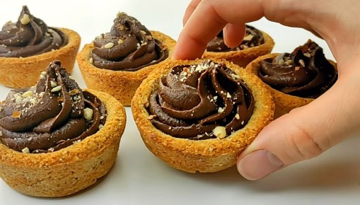 Низкоуглеводные коробочки с нежным шоколадным кремом: легкий рецепт для здоровья