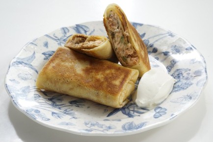 Вкусные блины с копченой рыбой для настоящих гурманов