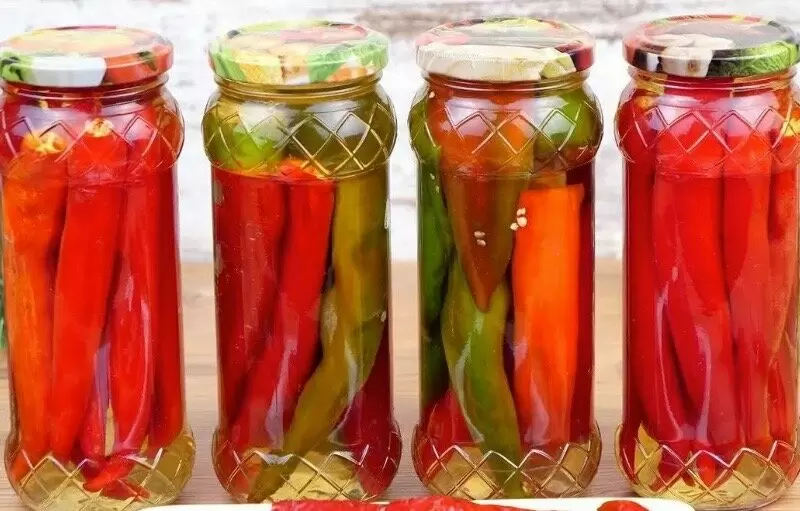 Пряные запасы на зиму: острые соусы и закуски для любителей пикантного
