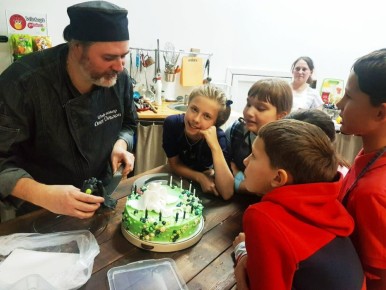 Яркие моменты детского дня рождения: Кулинарное волшебство в Кремлёвской Кухне