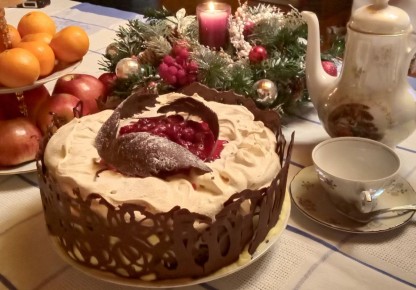 Торт «Вишня в облаках»: Как удивить всех на празднике