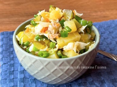 Салат с копченой зубаткой: вкус без майонеза