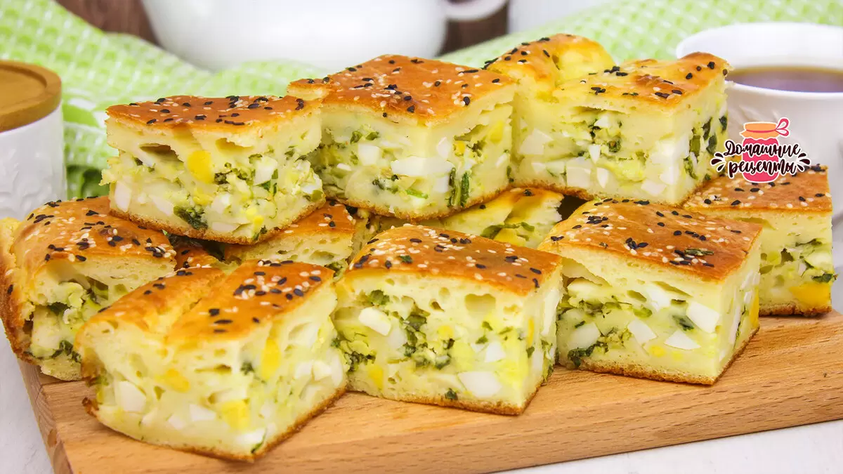 Невероятный заливной пирог с яйцом и зеленым луком без лишних хлопот