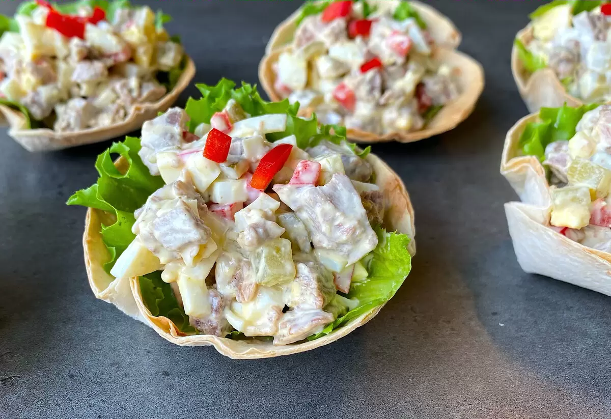 Из лаваша в миниатюре: оригинальные тарталетки для любого случая