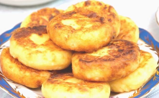 Пышные сырники с манкой: три рецепта, которые покорят любого
